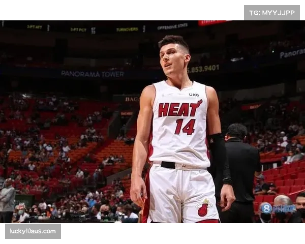 热火希罗三分10中8准三双，外线火力瓦解对手防守体系